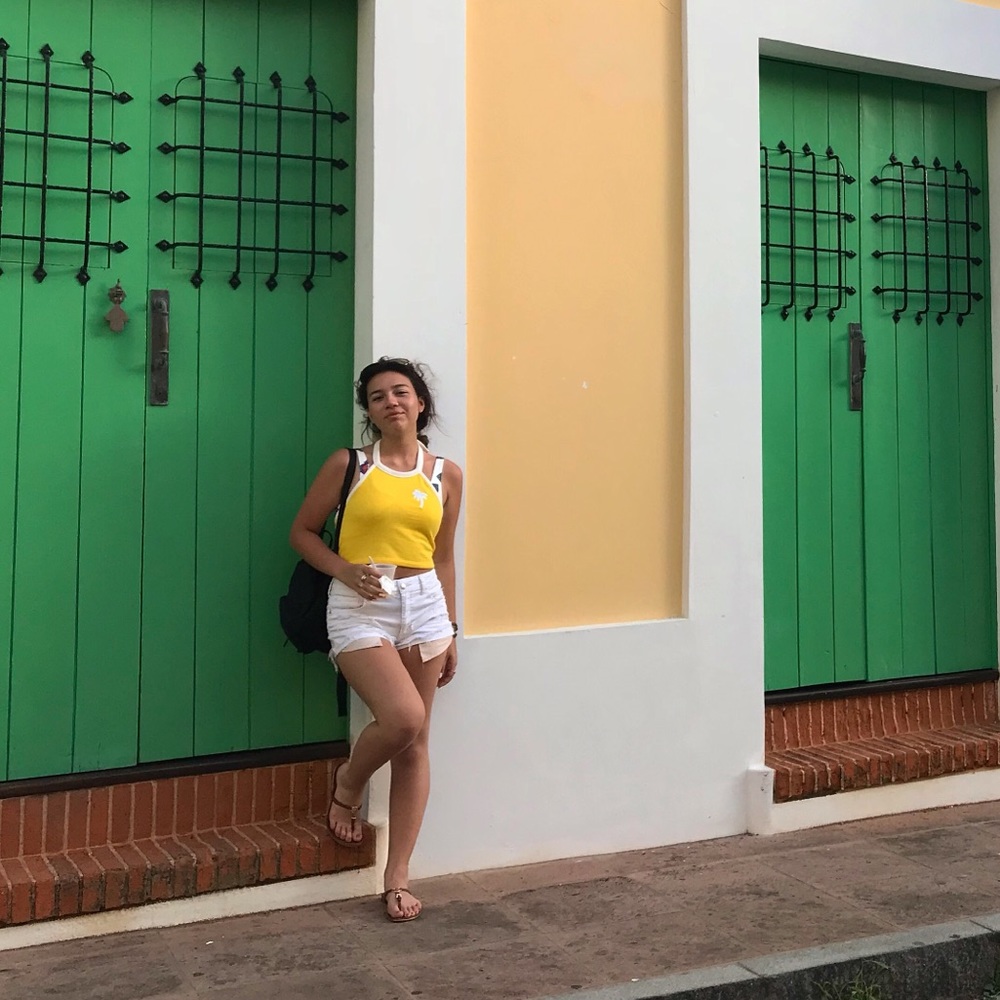 Meet your Posher, Mikayla